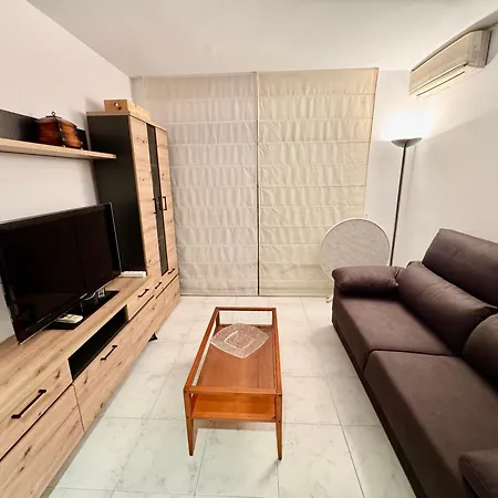 Apartment Constitucion 1 *